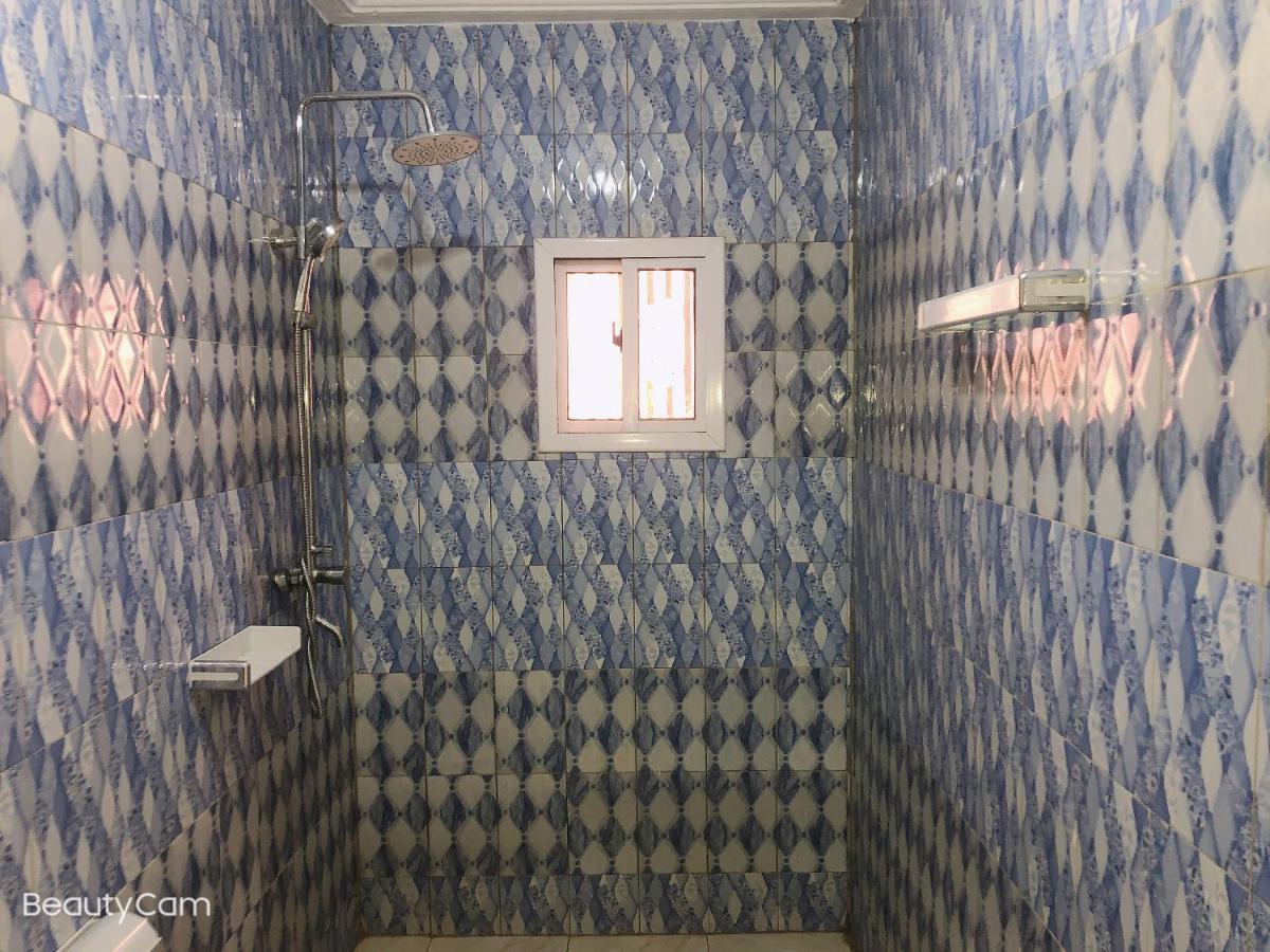 Awamuulamin Manneh Guest House Abuko 외부 사진