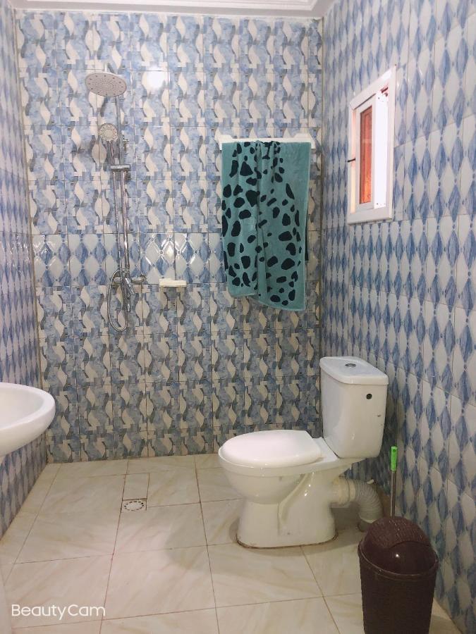Awamuulamin Manneh Guest House Abuko 외부 사진