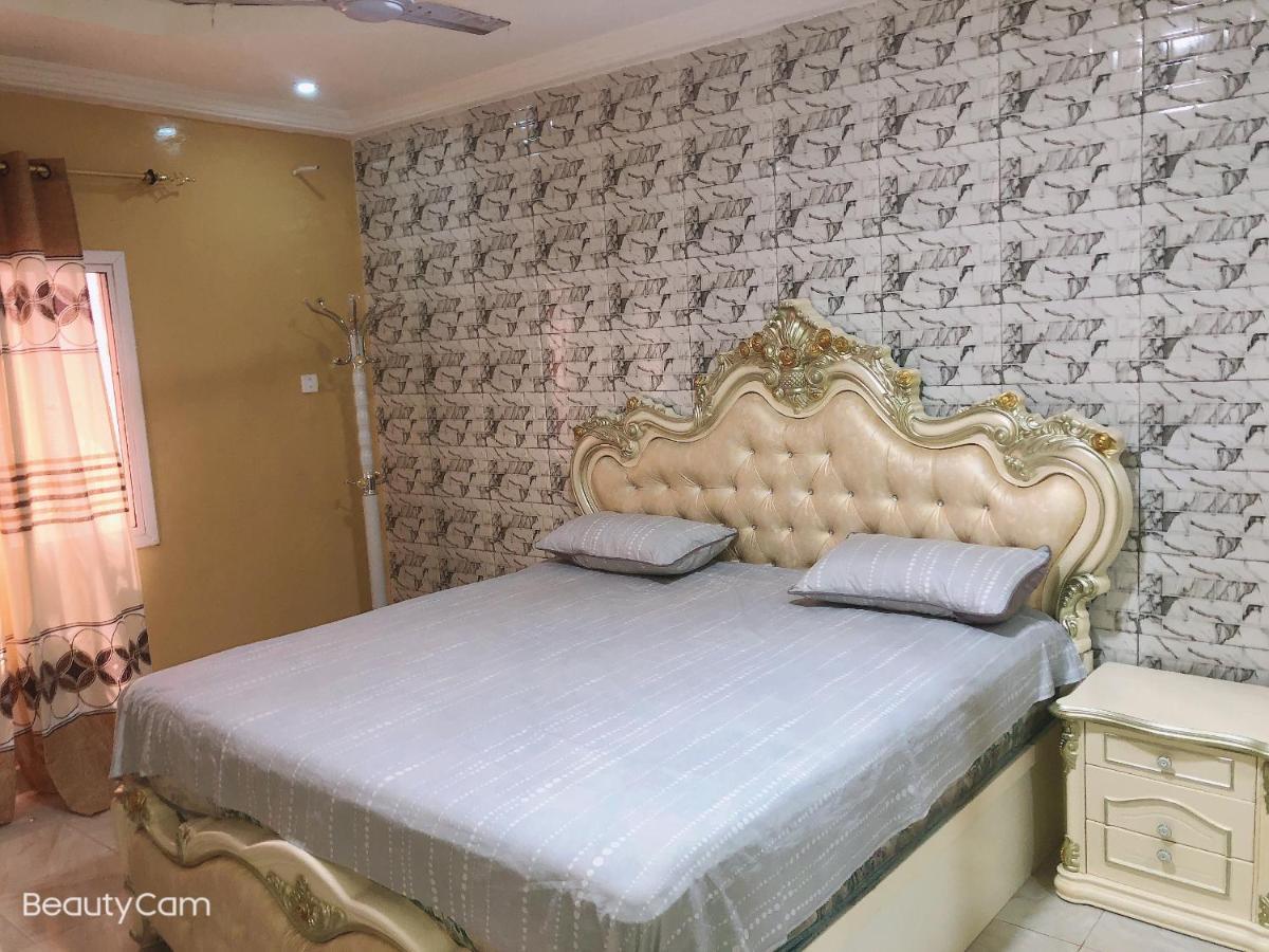 Awamuulamin Manneh Guest House Abuko 외부 사진