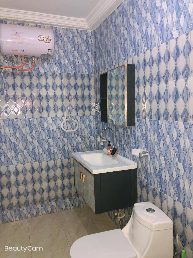 Awamuulamin Manneh Guest House Abuko 외부 사진