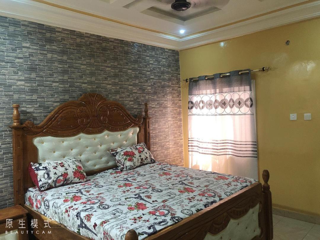 Awamuulamin Manneh Guest House Abuko 외부 사진